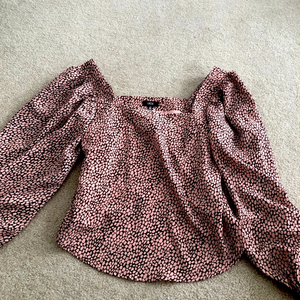 Lucca xs pink and brown square neck puff sleeve top never worn